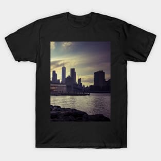 Manhattan Skyline Brooklyn Sunset NYC T-Shirt